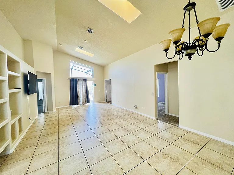 2565 Bear Creek Ct — Photo 5
