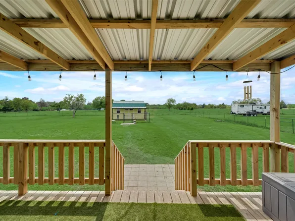 3841 NE County Road 1040, Corsicana, TX 75109