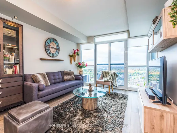 9 Valhalla Inn Rd #2506, Toronto, ON M9B 0B2