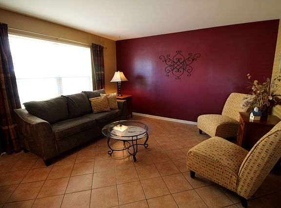 5th image of 990 Timber Lake Dr