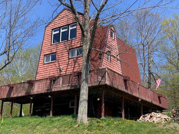 26 Providence Way, Wales, ME 04280