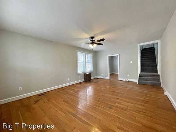 3rd image of 1726 W 6th St