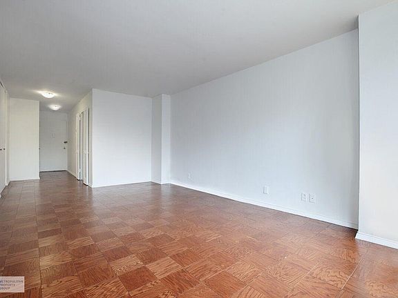 2nd image of 7 E 14th St APT 1502