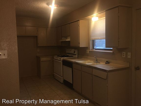 3rd image of 1191 E 143rd St