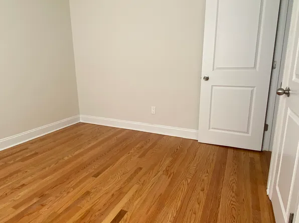 65-23 223rd Place image 8 of 9