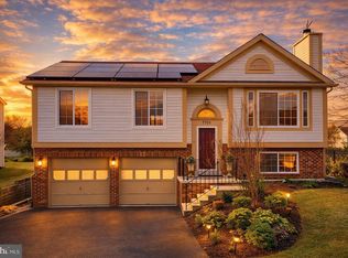 7701 Ivy Oak Dr, Gaithersburg, MD 20877