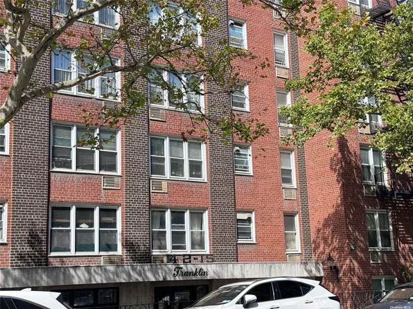 142-15 Franklin Avenue #5M, Flushing, NY 11355