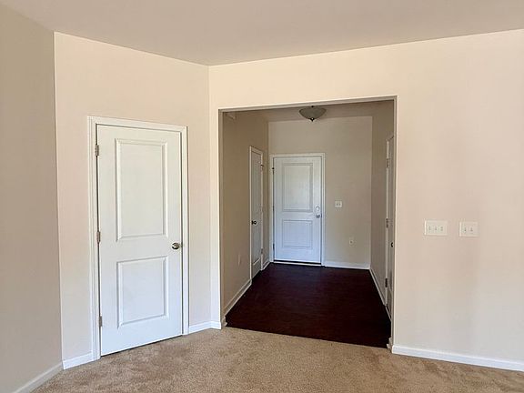 3rd image of 1017 Sycaten St