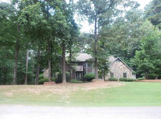 240 Oak Leaf Dr, Stockbridge, GA 30281