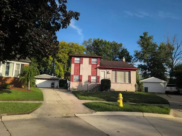 22473 Melrose Ct, Eastpointe, MI 48021