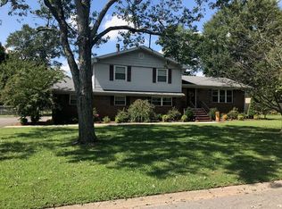144 Valleybrook Cir, Hixson, TN 37343