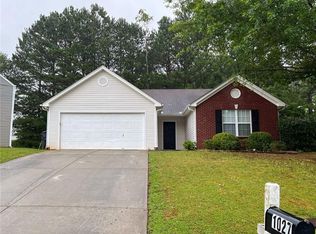 1027 Yellow River Dr, Lawrenceville, GA 30043