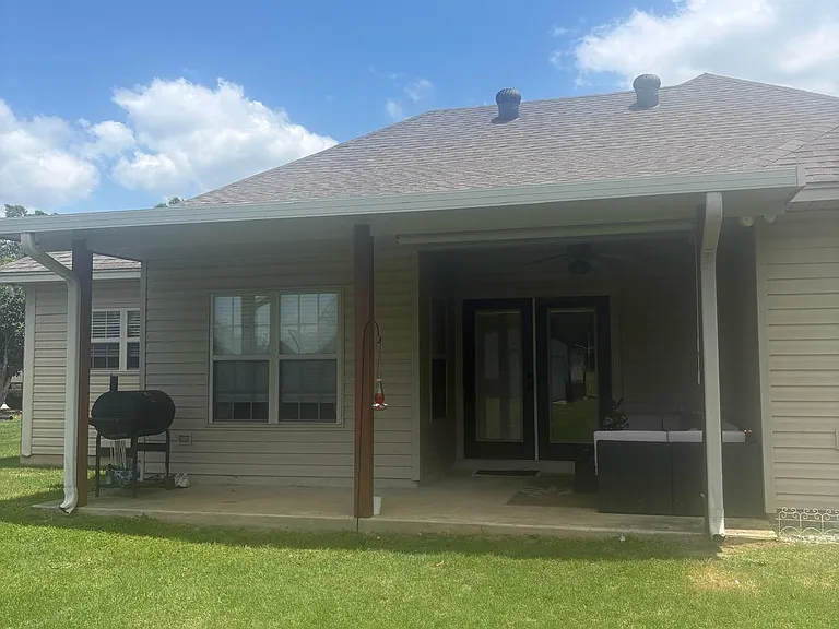 105 Curry Creek Dr — Photo 5