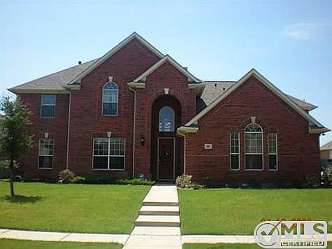 1st image of 316 Huntington Dr
