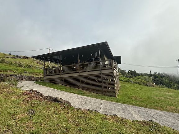 5th image of 1132 Middle Rd
