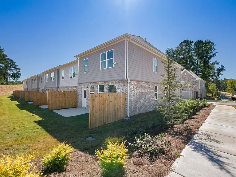 Bridlewood Townhomes — Photo 13