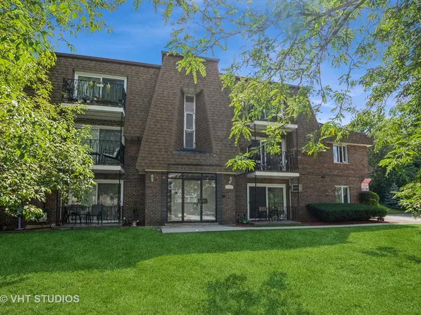 8231 Archer Ave APT 7, Willow Springs, IL 60480