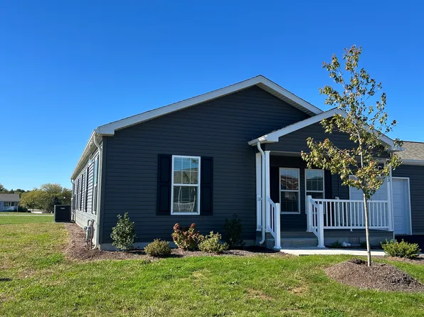 433 Eastwood Ln, Lancaster, PA 17601