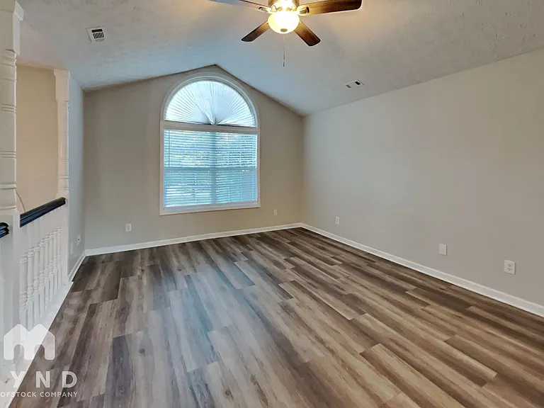 158 McArthur Dr — Photo 6
