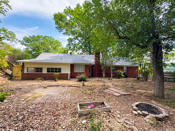 5th image of 4803 Priscilla Ave