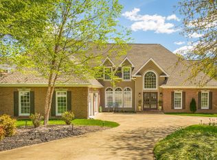 9224 Royal Mountain Dr, Chattanooga, TN 37421