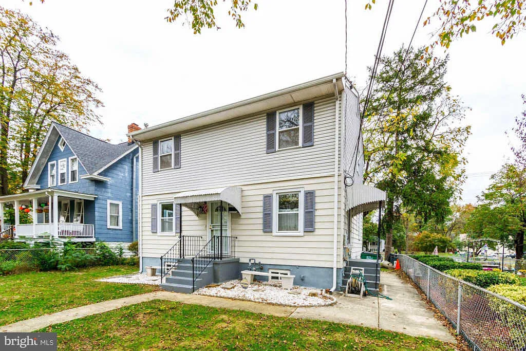 4908 Queensbury Rd photo 1