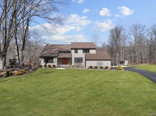 9 Comanche Court, Katonah, NY 10536