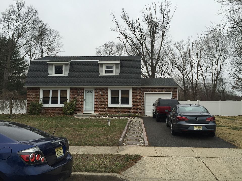 2nd image of 20 W Judith Dr