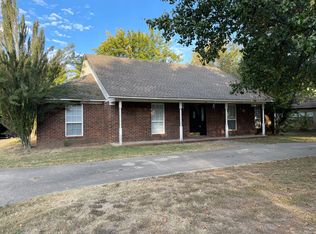 605 Farris Rd, Conway, AR 72034
