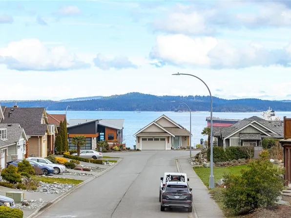 9048 Driftwood Dr, North Cowichan, BC V0R 1K2