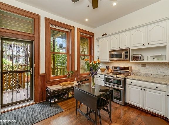 5th image of 2241 N Dayton St #1