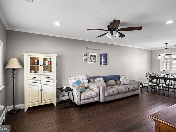 5th image of 7 Rose Ave