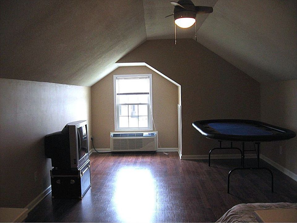 Finished Bonus Room w/separate H & A