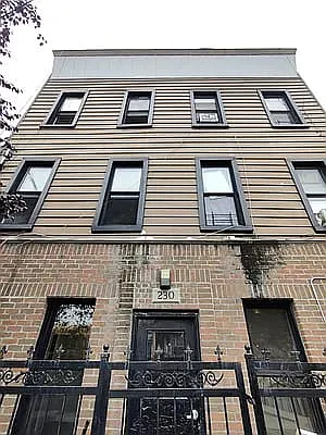 Rented by Signature Property Realty | media 4