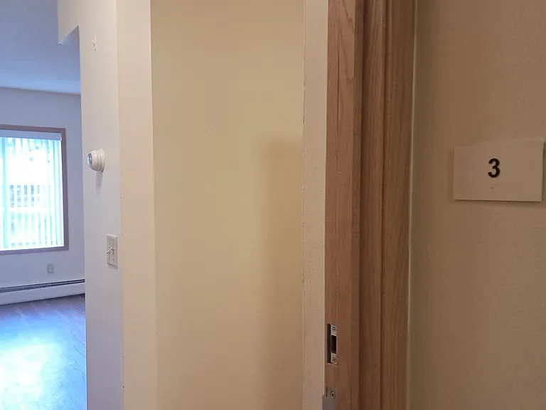 Rolling Hills Apartments — Photo 28