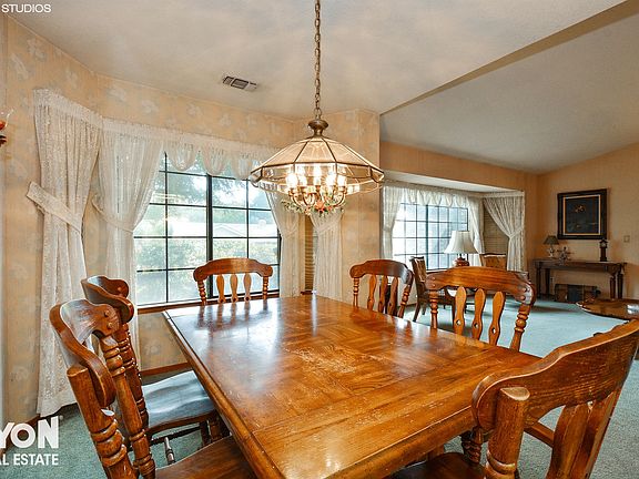 5th image of 3767 Sweetwater Dr
