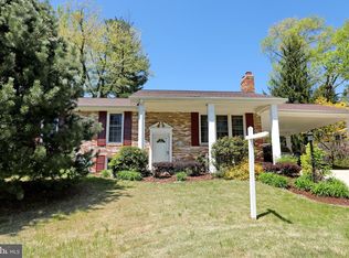 12104 Old Colony Dr, Upper Marlboro, MD 20772