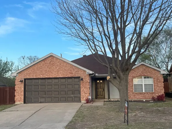 4809 Maryannes Meadow Dr, Fort Worth, TX 76135