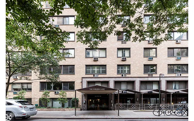 Sold by Douglas Elliman | media 21