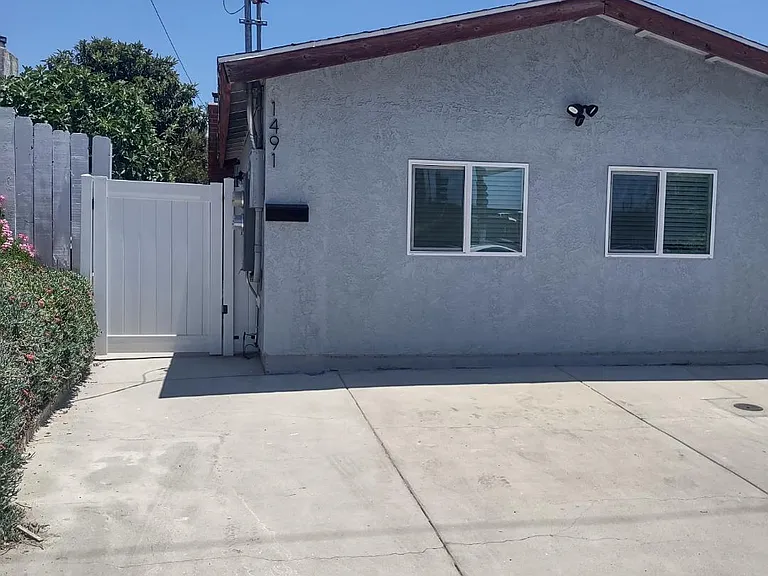 1491 Oleander Ave #1491 — Photo 6