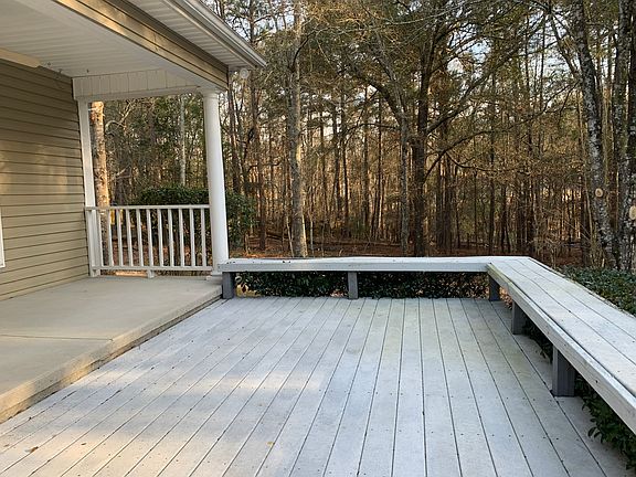 4th image of 220 Buck Point Ct