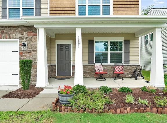 4th image of 1801 Deer Meadows Dr