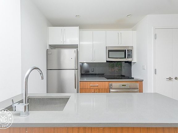 3rd image of 1209 Dekalb Ave APT 416