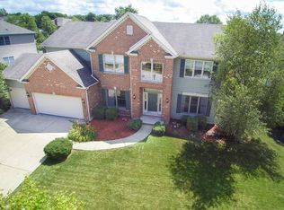 612 Ridgelawn Trl, Batavia, IL 60510