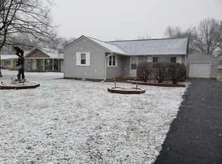 1620 N 10th St, Noblesville, IN 46060