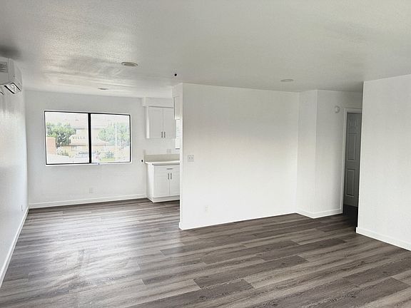 3rd image of 13976 Coteau Dr #3