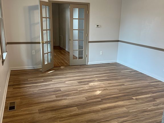 5th image of 836 Marietta Ave #2