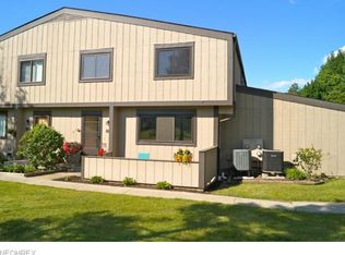 11695 Harbour Light Dr #1695, North Royalton, OH 44133