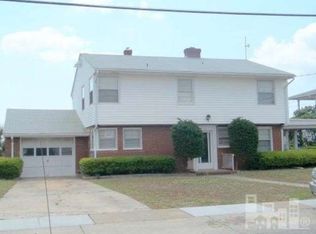 112 Channel Dr N, Wrightsville Beach, NC 28480