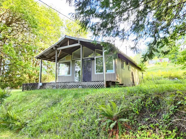 331 E 4th St, Union, WA 98592